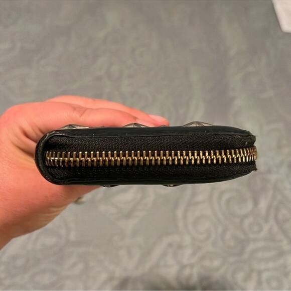 Vintage Jimmy Choo Black Leather Star Studded Long Zipper Wallet - Picture 5 of 13